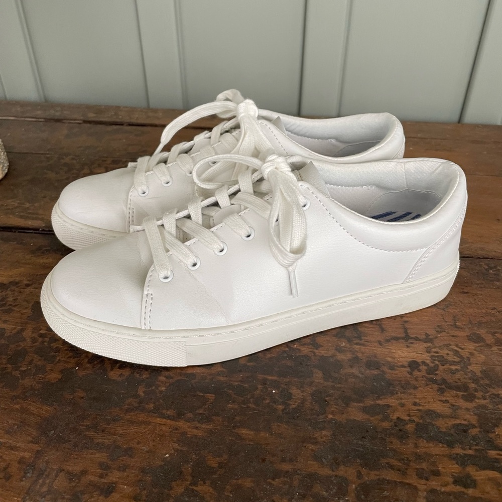 J Crew white leather shoes.  Size 7